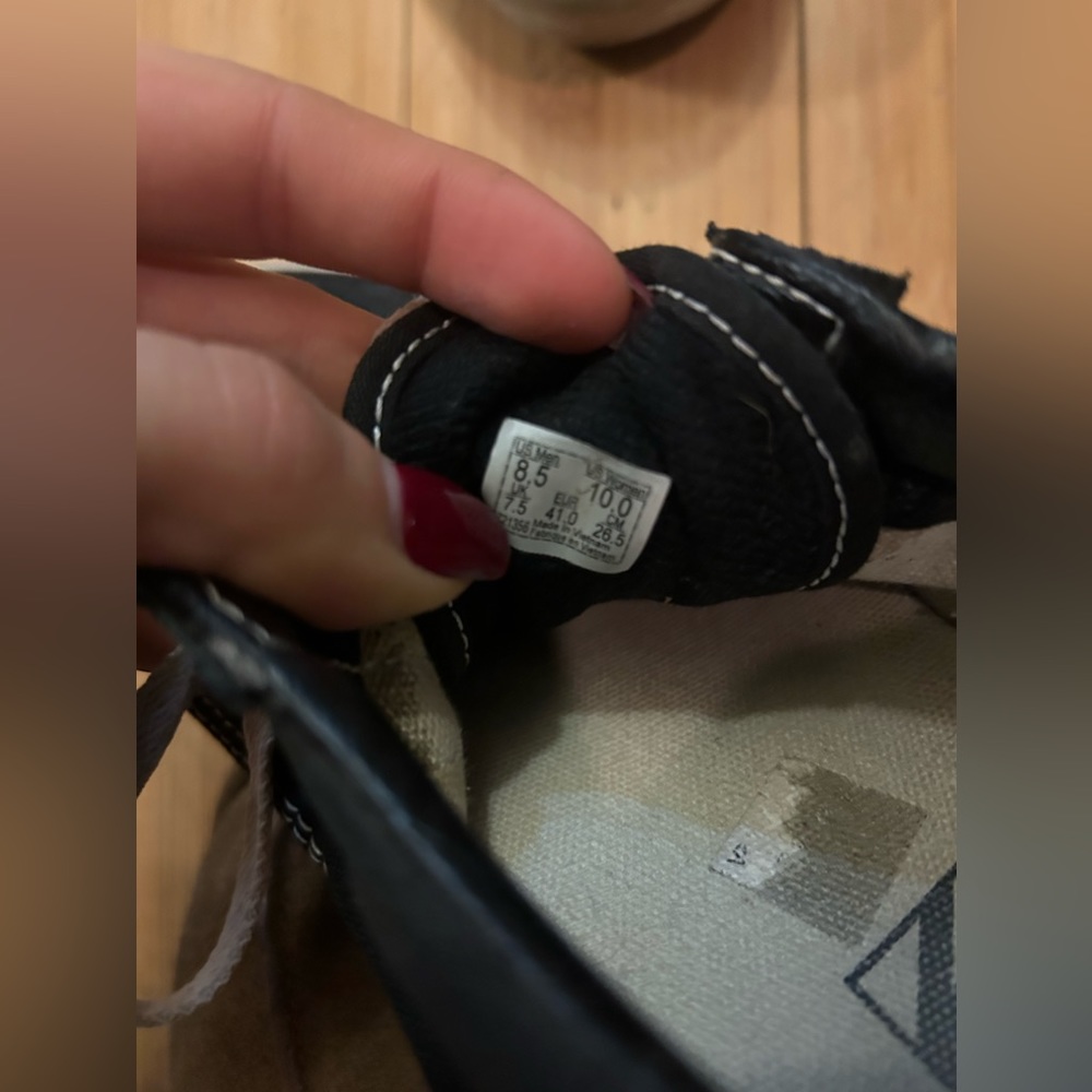 Vans!!! - Picture 3 of 3